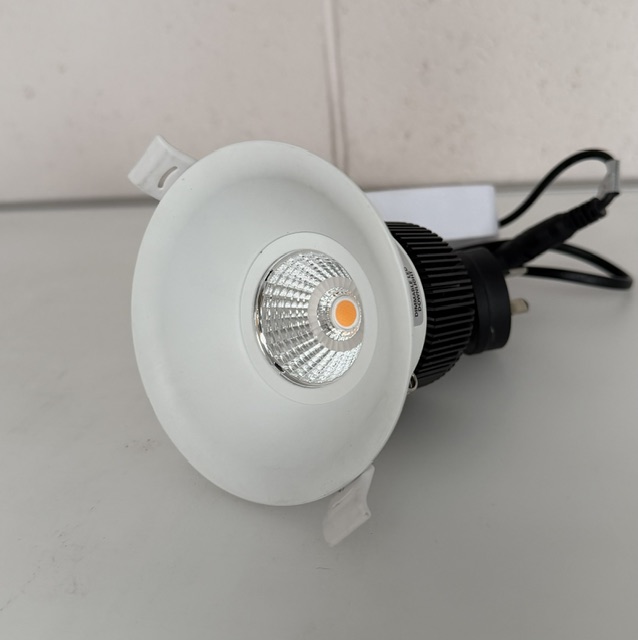 FOCUS White